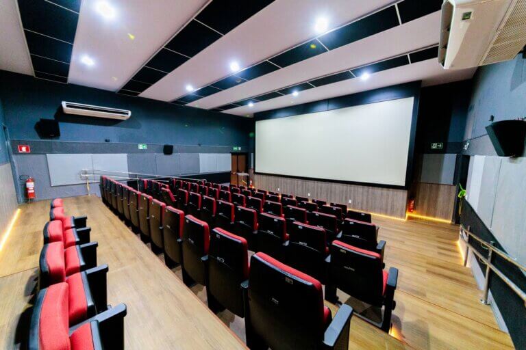 cinewalmiralmeida